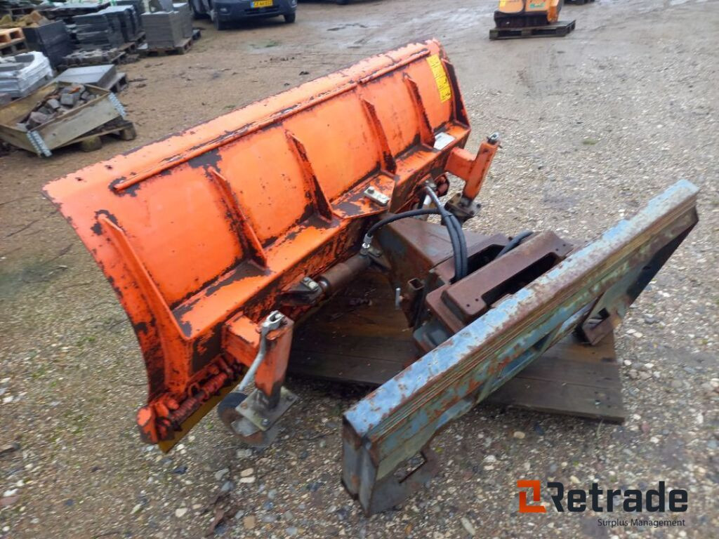 Sneplow for / snow plow - Градежна опрема: слика 4 Sneplow for / snow plow - Градежна опрема: слика 4