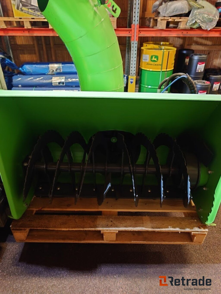 Snöplogutrustning Avant A21424 Snöslunga - Градежна опрема: слика 1 Snöplogutrustning Avant A21424 Snöslunga - Градежна опрема: слика 1