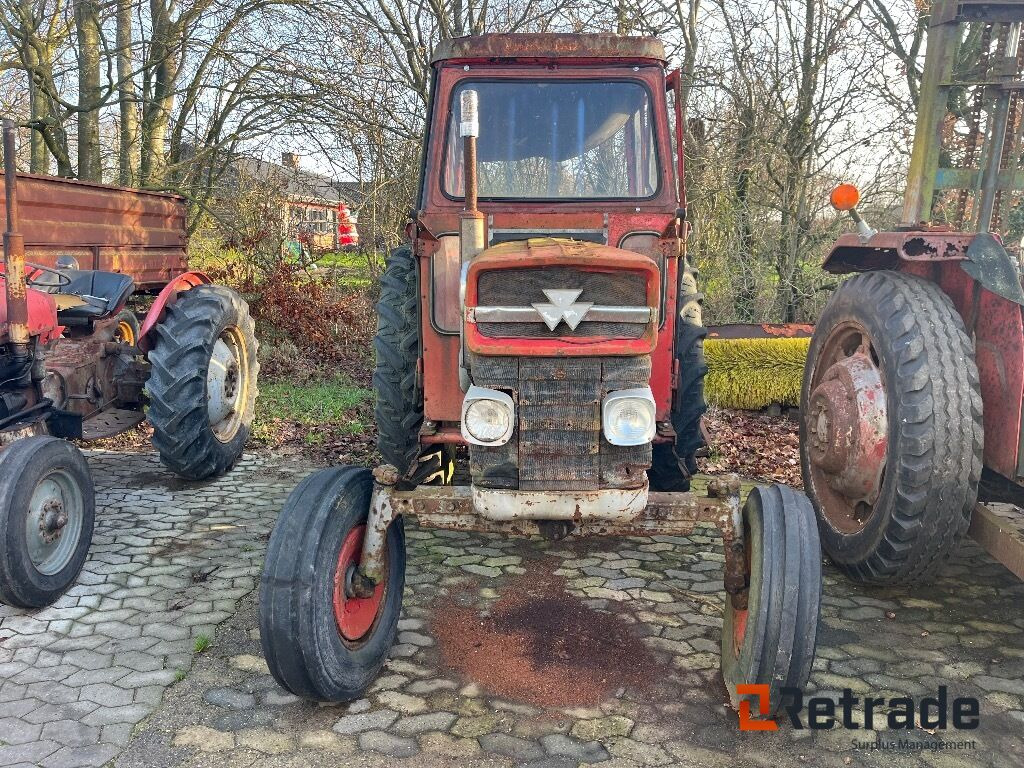 Traktor Massey Ferguson 175 Traktor - Трактор: слика 3 Traktor Massey Ferguson 175 Traktor - Трактор: слика 3