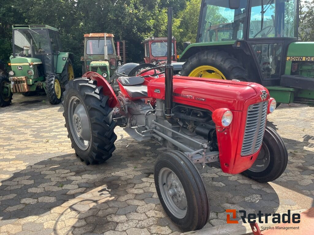 Traktor Massey Ferguson 35 - Трактор: слика 3 Traktor Massey Ferguson 35 - Трактор: слика 3