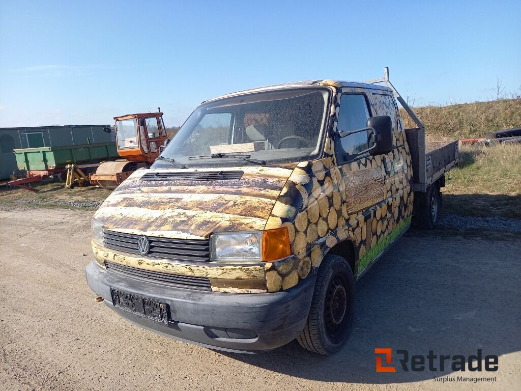 VW Transporter 2.4D Dobbelt cabine - Автомобил: слика 2 VW Transporter 2.4D Dobbelt cabine - Автомобил: слика 2