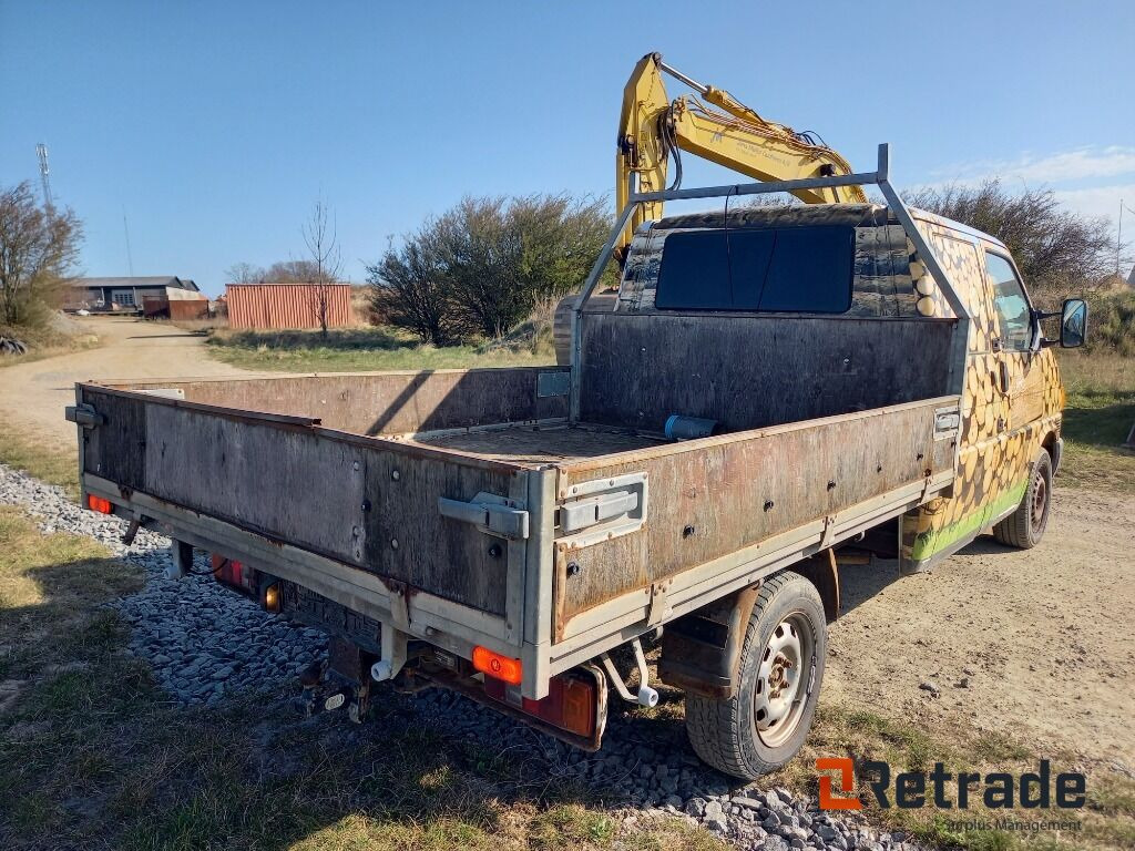 VW Transporter 2.4D Dobbelt cabine - Автомобил: слика 5 VW Transporter 2.4D Dobbelt cabine - Автомобил: слика 5