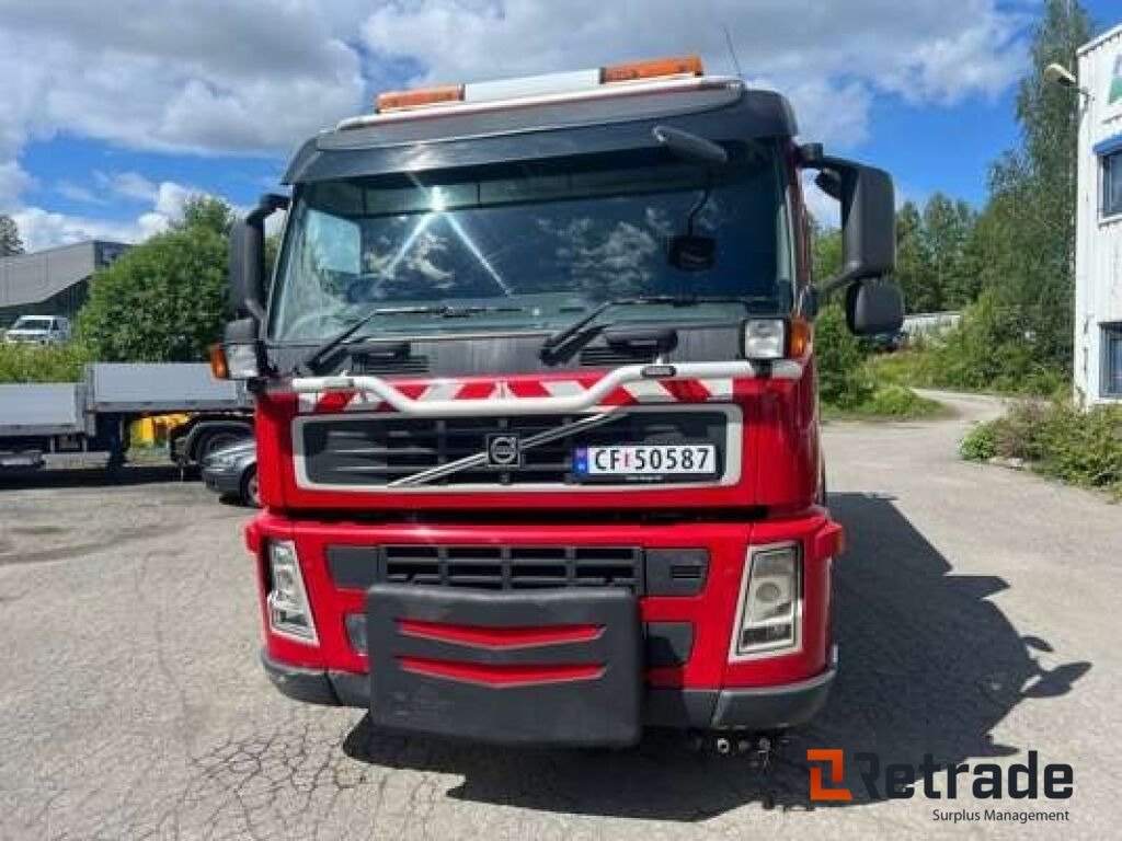 Volvo FE 300 Feiebil / Kombibil med Tipp og Brøyteoppsett - Возило за метење: слика 3 Volvo FE 300 Feiebil / Kombibil med Tipp og Brøyteoppsett - Возило за метење: слика 3