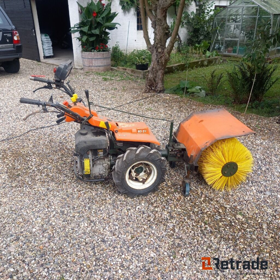 Goldoni FC85 DF Redskabsbærer / 2 hjulet traktor. - Земјоделска машина: слика 2 Goldoni FC85 DF Redskabsbærer / 2 hjulet traktor. - Земјоделска машина: слика 2