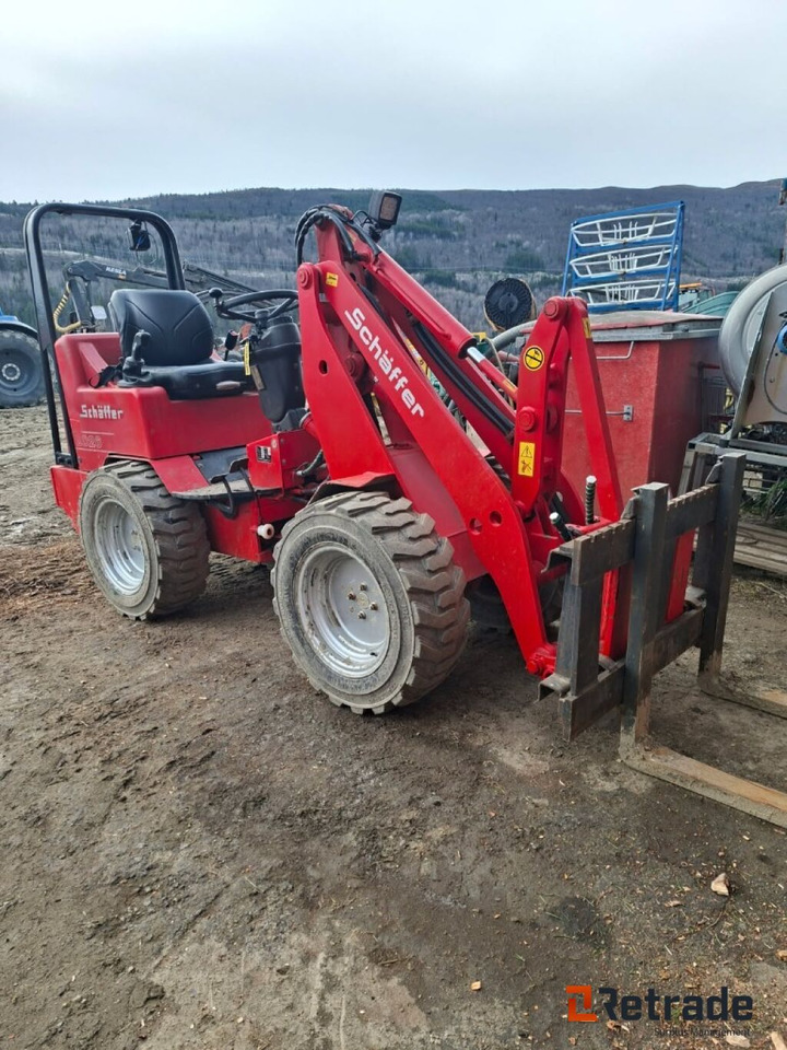 Redskapsbærer SCHAFFER 226 - Земјоделска машина: слика 1 Redskapsbærer SCHAFFER 226 - Земјоделска машина: слика 1