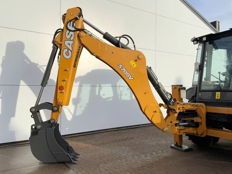 Нов Ровокопач Case 570SV 4WD - 4/1 Bucket / Telescopic Boom / AC: слика 15