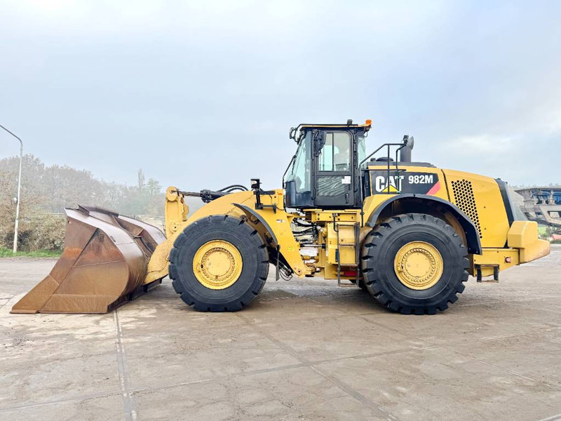 Cat 982M - Weighing System / Central Greasing - Натоварувач на тркала: слика 1 Cat 982M - Weighing System / Central Greasing - Натоварувач на тркала: слика 1