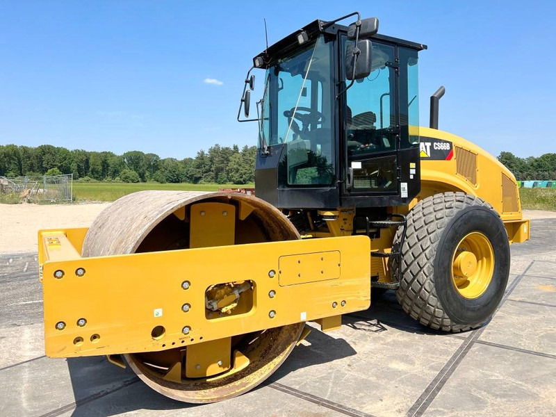 Cat CS66B - Excellent Condition / Low Hours / CE - Ваљак: слика 2 Cat CS66B - Excellent Condition / Low Hours / CE - Ваљак: слика 2