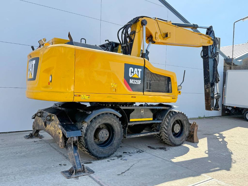 Cat M320F - Dutch Machine / Triple Boom / Auto Lube - Багер на тркала: слика 5 Cat M320F - Dutch Machine / Triple Boom / Auto Lube - Багер на тркала: слика 5