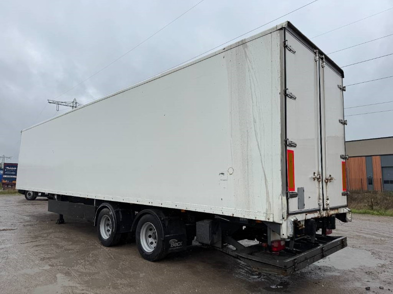 Fruehauf ONCRK 32-220 A - Taillift / Forced Steering - Полуприколка сандучар: слика 2 Fruehauf ONCRK 32-220 A - Taillift / Forced Steering - Полуприколка сандучар: слика 2