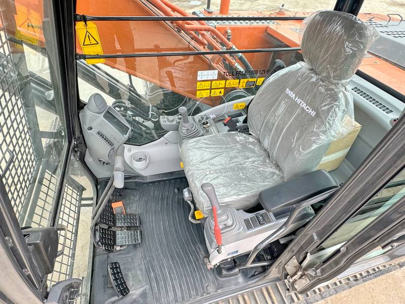 Нов Багер гасеничар Hitachi ZX220LC-5G / 2025 ULTRA MODEL / ISUZU ENGINE: слика 7