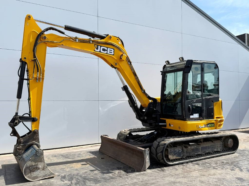 JCB 86C-1 - Hammer Lines / Quick Coupler - Мини багер: слика 2 JCB 86C-1 - Hammer Lines / Quick Coupler - Мини багер: слика 2