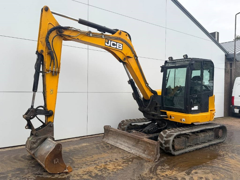 JCB 86C-1 - Hammer Lines / Quick Coupler - Мини багер: слика 2 JCB 86C-1 - Hammer Lines / Quick Coupler - Мини багер: слика 2