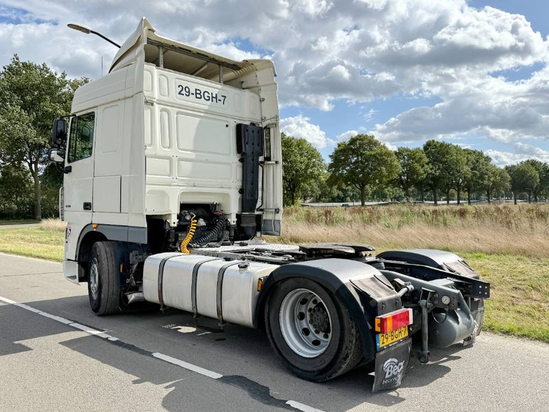 DAF XF105.460 - Automatic / Airco / Cruise Control - Камион влекач: слика 2 DAF XF105.460 - Automatic / Airco / Cruise Control - Камион влекач: слика 2