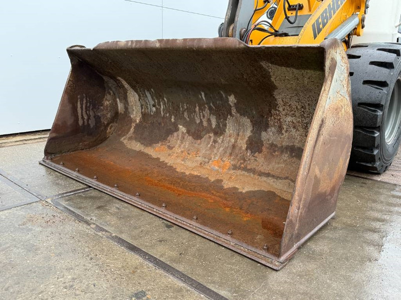 Натоварувач на тркала Liebherr L509 Stereo - German Machine / Automatic Greasing: слика 12 Натоварувач на тркала Liebherr L509 Stereo - German Machine / Automatic Greasing: слика 12