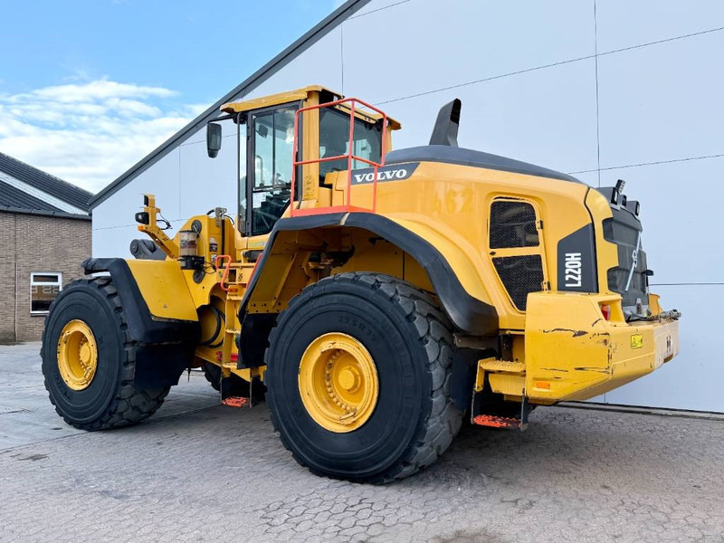 Volvo L220H - German Machine / 3rd Function - Натоварувач на тркала: слика 3 Volvo L220H - German Machine / 3rd Function - Натоварувач на тркала: слика 3