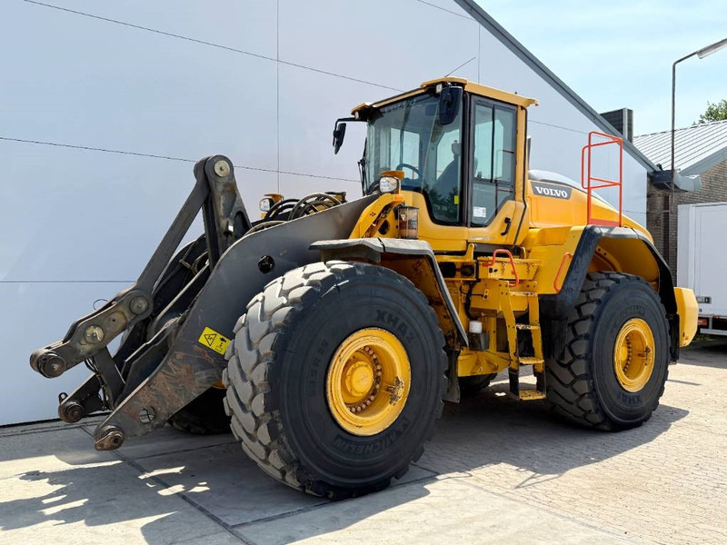 Volvo L220H - German Machine / 3rd Function - Натоварувач на тркала: слика 2 Volvo L220H - German Machine / 3rd Function - Натоварувач на тркала: слика 2