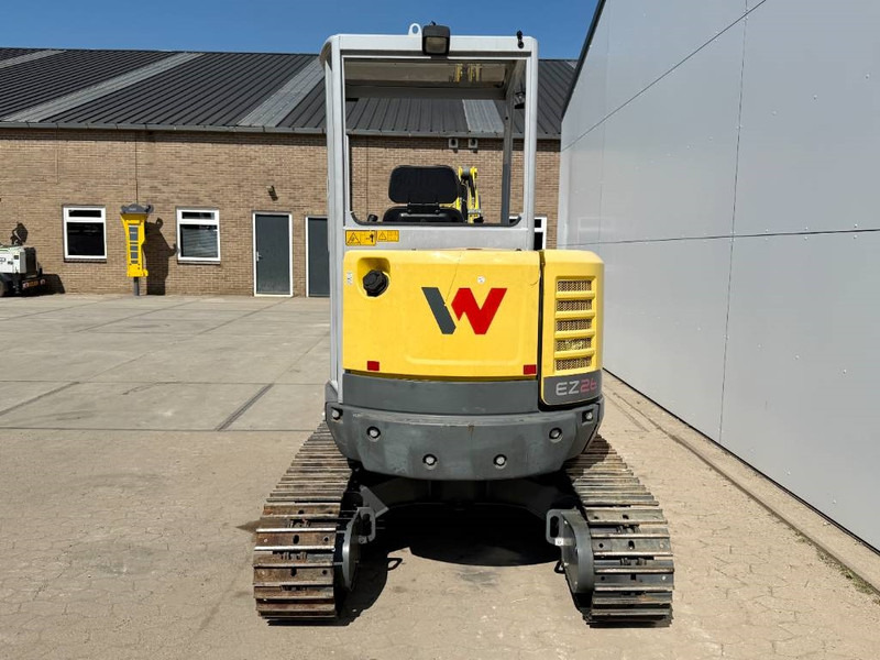 WACKER NEUSON EZ26 Zero Tail - Hammer Lines / Trench Bucket - Мини багер: слика 4 WACKER NEUSON EZ26 Zero Tail - Hammer Lines / Trench Bucket - Мини багер: слика 4