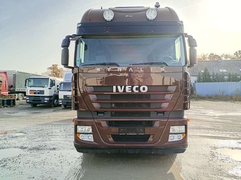 Iveco AS260S42Y/FS CM BDF HIAB 144E-4 HIDUO 12,7 m - Камион со церада, Камион со кран: слика 4 Iveco AS260S42Y/FS CM BDF HIAB 144E-4 HIDUO 12,7 m - Камион со церада, Камион со кран: слика 4