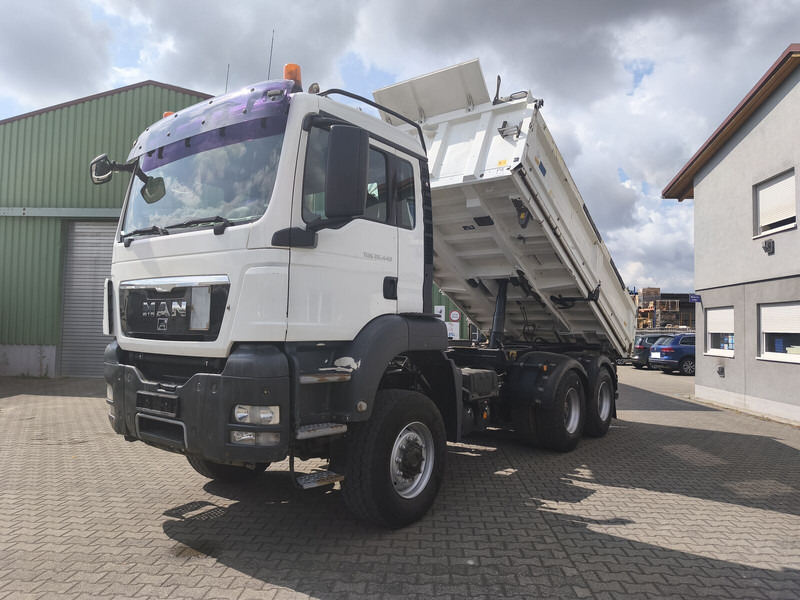 MAN MAN TGS 26.440 Kipper 6x6 Bordmatik Rollplane AHK Euro 5 - Кипер: слика 2 MAN MAN TGS 26.440 Kipper 6x6 Bordmatik Rollplane AHK Euro 5 - Кипер: слика 2