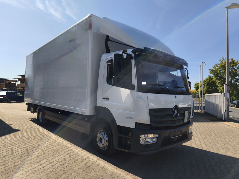 Mercedes-Benz Atego 1223 - Камион сандучар: слика 2 Mercedes-Benz Atego 1223 - Камион сандучар: слика 2