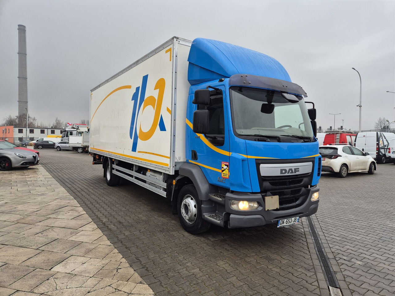 DAF LF 220 1 Owner / Serviced / Super Condition DAF LF 220 1 Owner / Serviced / Super Condition - Камион сандучар: слика 2 DAF LF 220 1 Owner / Serviced / Super Condition DAF LF 220 1 Owner / Serviced / Super Condition - Камион сандучар: слика 2