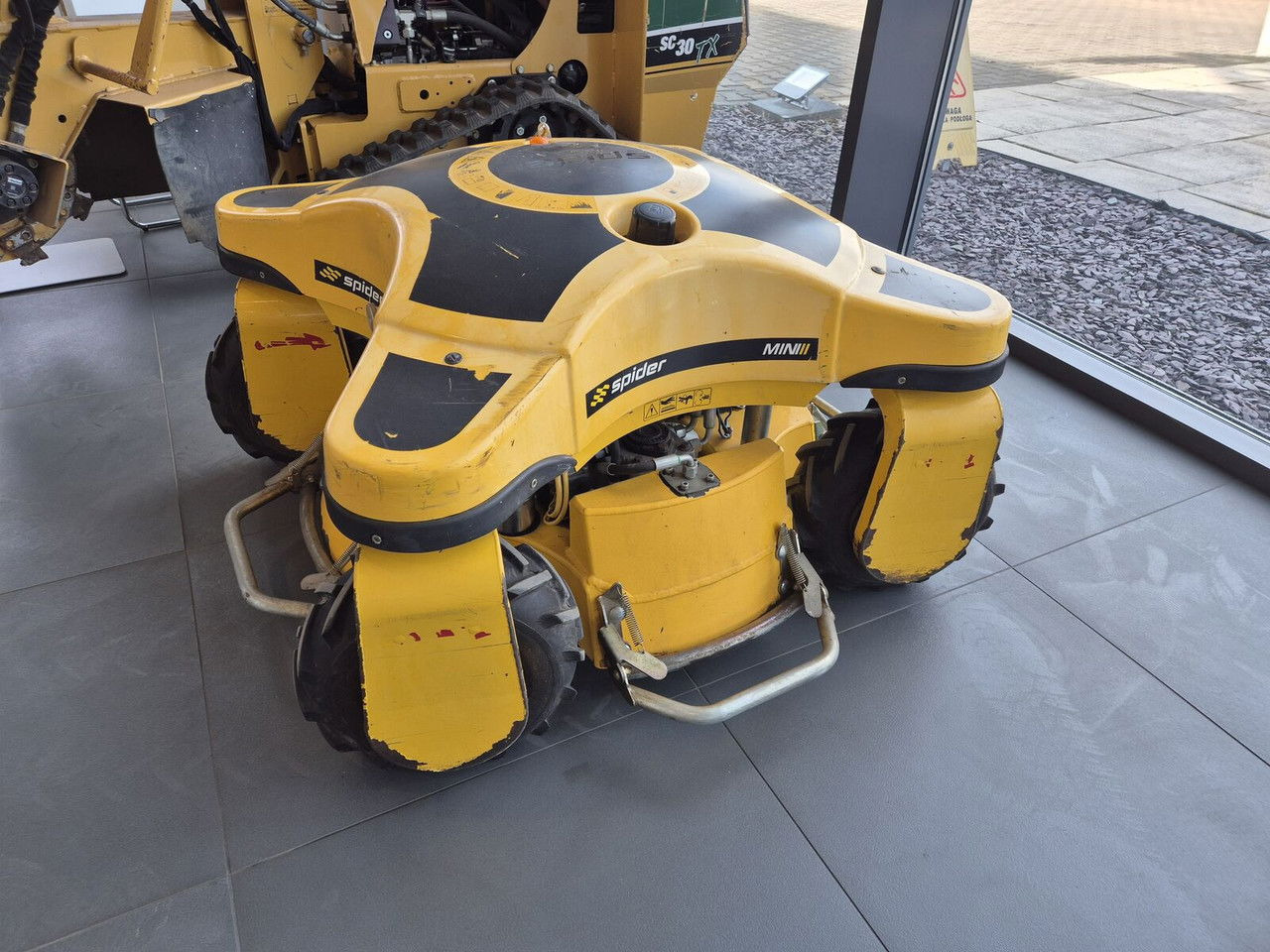 MINI Mini Spider II - Друга машина: слика 1 MINI Mini Spider II - Друга машина: слика 1