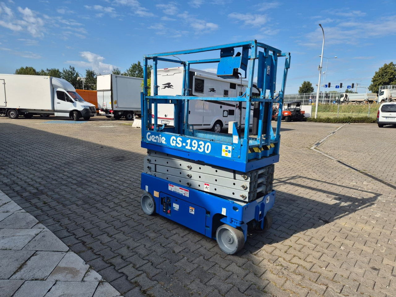 Genie GS1930 / 4X4 / 1 Owner / Serviced - Кревач ножица: слика 4 Genie GS1930 / 4X4 / 1 Owner / Serviced - Кревач ножица: слика 4