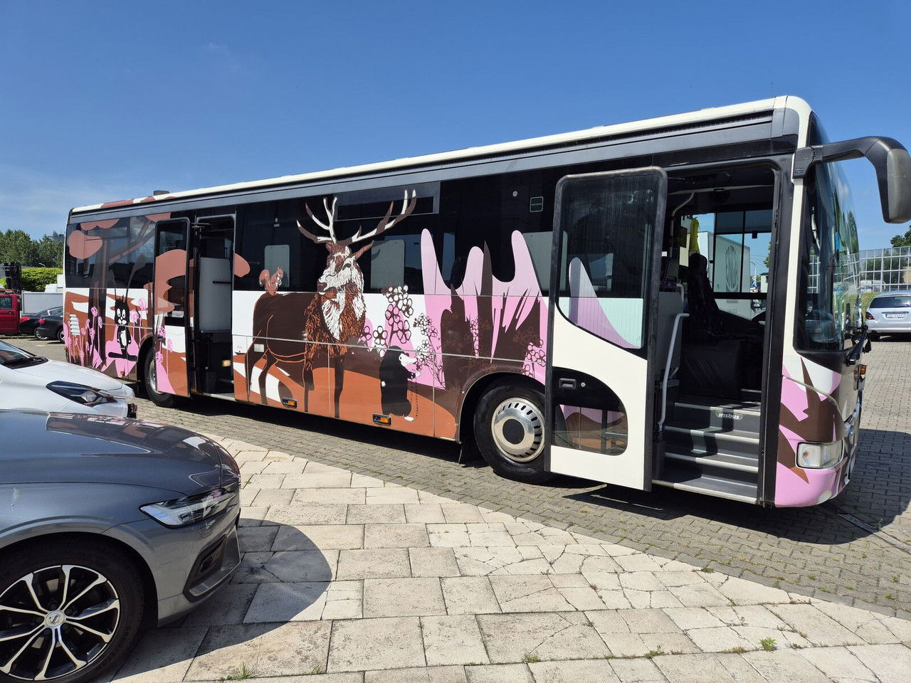 Irisbus Iveco 330 KM / Solar Panels / NEW Equiped - Патнички вагон автобус: слика 4 Irisbus Iveco 330 KM / Solar Panels / NEW Equiped - Патнички вагон автобус: слика 4