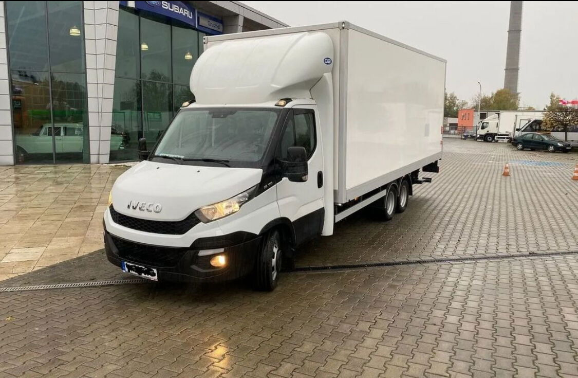 Iveco Daily 35C18 35C180 / Container / Veldhuizen Trailer / KAT. B+E - Комбе фургон: слика 1 Iveco Daily 35C18 35C180 / Container / Veldhuizen Trailer / KAT. B+E - Комбе фургон: слика 1