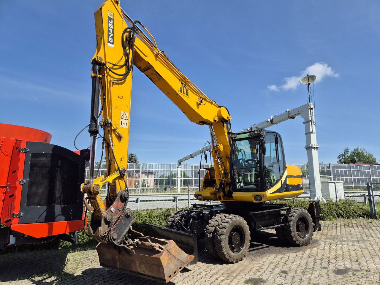 JCB JS 175 W / NEW Tire / 1 Owner / Serviced - Багер на тркала: слика 1 JCB JS 175 W / NEW Tire / 1 Owner / Serviced - Багер на тркала: слика 1