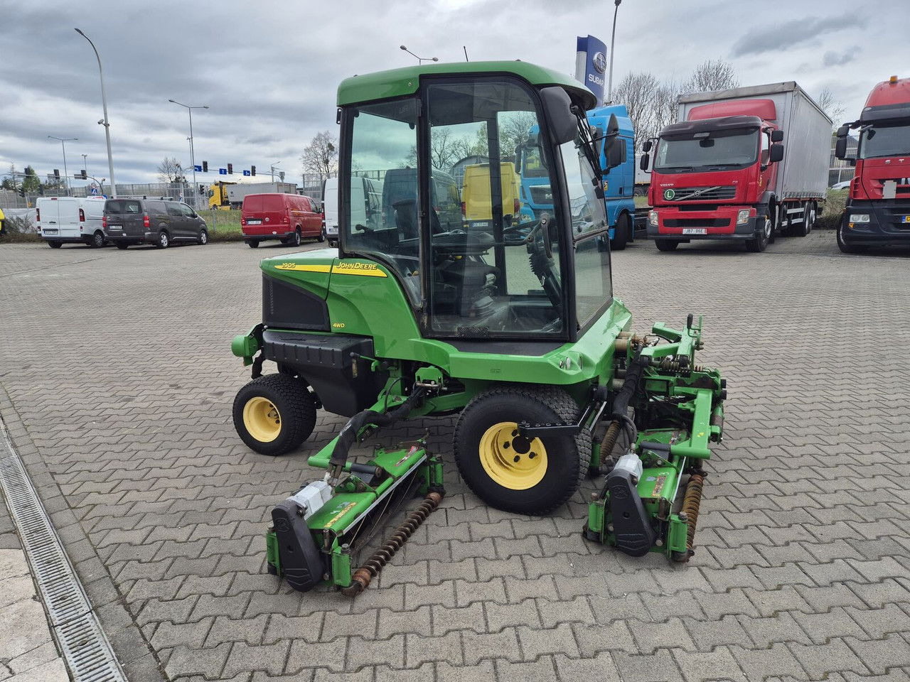 JOHN DEERE 1905 4WD / 2010 / Serviced / Cabin - Градинарска косилка: слика 5 JOHN DEERE 1905 4WD / 2010 / Serviced / Cabin - Градинарска косилка: слика 5