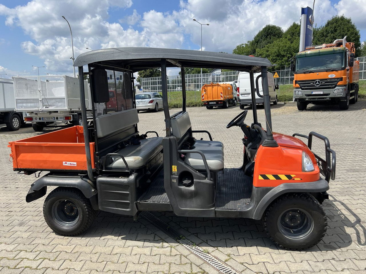 Kubota RTV 1140 / Double cabin + tipper/ 4X4 / Chepper P RTV 1140 / Double cabin + tipper/ 4X4 / Chepper Price - Сетеренско возило/ Квад: слика 4 Kubota RTV 1140 / Double cabin + tipper/ 4X4 / Chepper P RTV 1140 / Double cabin + tipper/ 4X4 / Chepper Price - Сетеренско возило/ Квад: слика 4