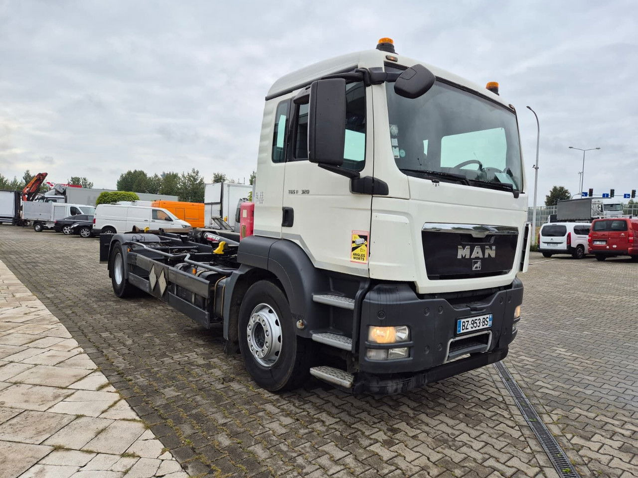 MAN TGS 18.320 Multilift UP TO 14 TON / NO Rust - Транспортер на контејнер/ Камион со променливо тело: слика 5 MAN TGS 18.320 Multilift UP TO 14 TON / NO Rust - Транспортер на контејнер/ Камион со променливо тело: слика 5