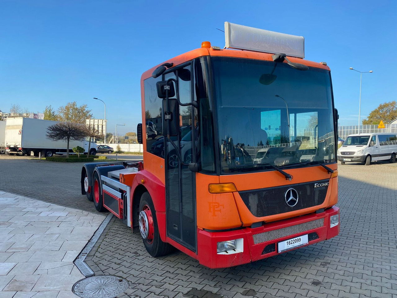 Mercedes-Benz Eqonic 2628 - 1 Owner - Euro6 - LOW KM Mercedes-Benz Eqonic 2628 - 1 Owner - Euro6 - LOW KM - Камион со кабинска шасија: слика 4 Mercedes-Benz Eqonic 2628 - 1 Owner - Euro6 - LOW KM Mercedes-Benz Eqonic 2628 - 1 Owner - Euro6 - LOW KM - Камион со кабинска шасија: слика 4