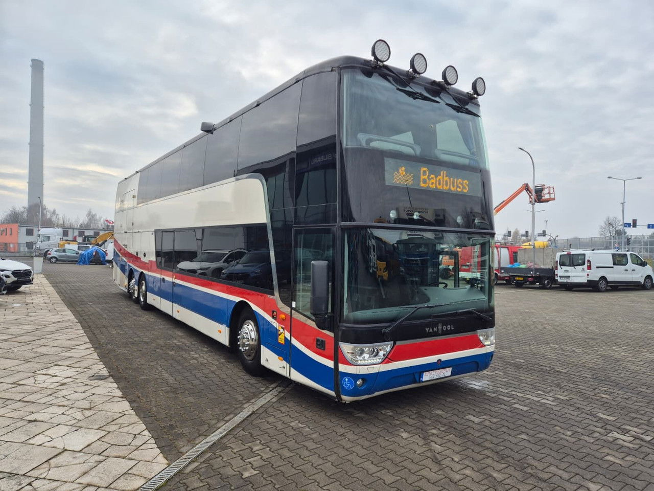 VAN HOOL Astromega Scania TDX29 / K450 - Двокатен автобус: слика 5 VAN HOOL Astromega Scania TDX29 / K450 - Двокатен автобус: слика 5