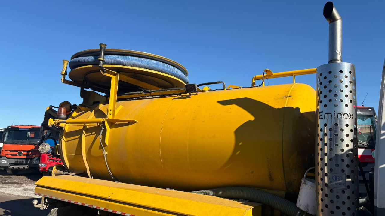 DAF AE55 4x2 vacuum + pressure truck - 8000 liters - Вакуумски камион: слика 4 DAF AE55 4x2 vacuum + pressure truck - 8000 liters - Вакуумски камион: слика 4