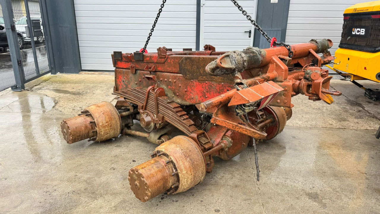 Mercedes-Benz 13TON Double Axles 6X4 - Друга машина: слика 4 Mercedes-Benz 13TON Double Axles 6X4 - Друга машина: слика 4