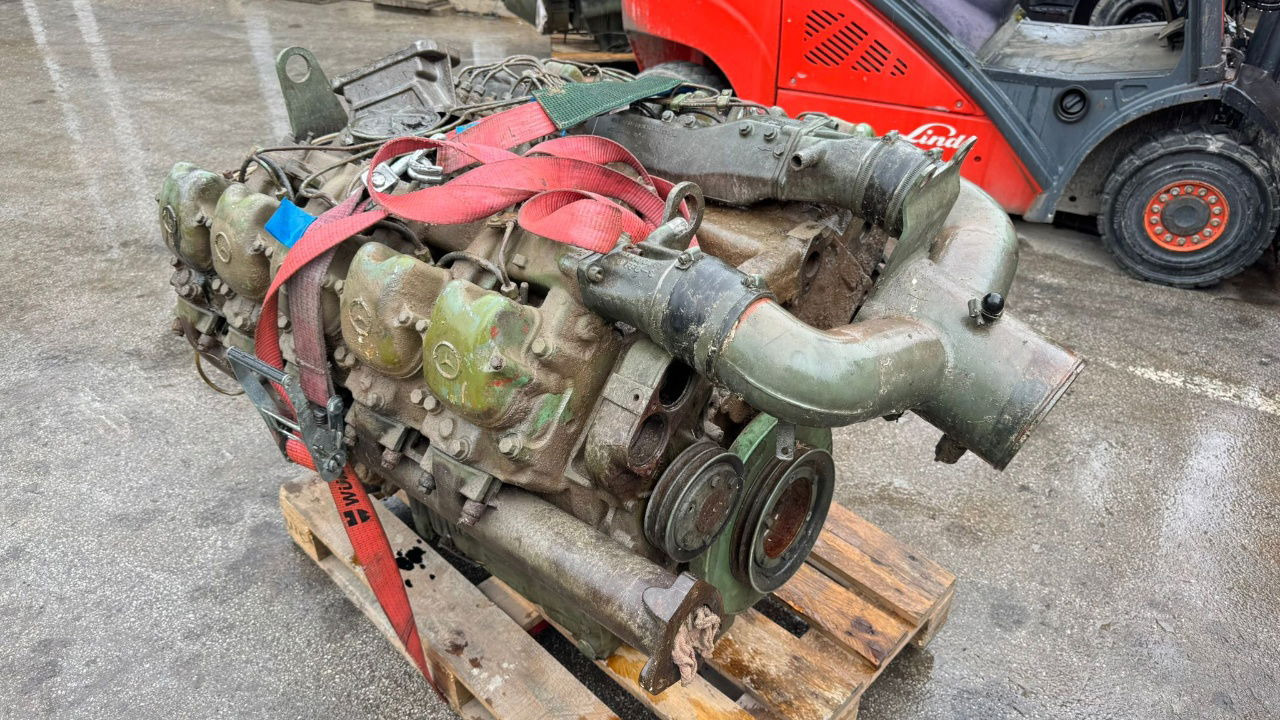 Mercedes-Benz Engine V10 - OM 403.1 - nr.2 - Друга машина: слика 3 Mercedes-Benz Engine V10 - OM 403.1 - nr.2 - Друга машина: слика 3