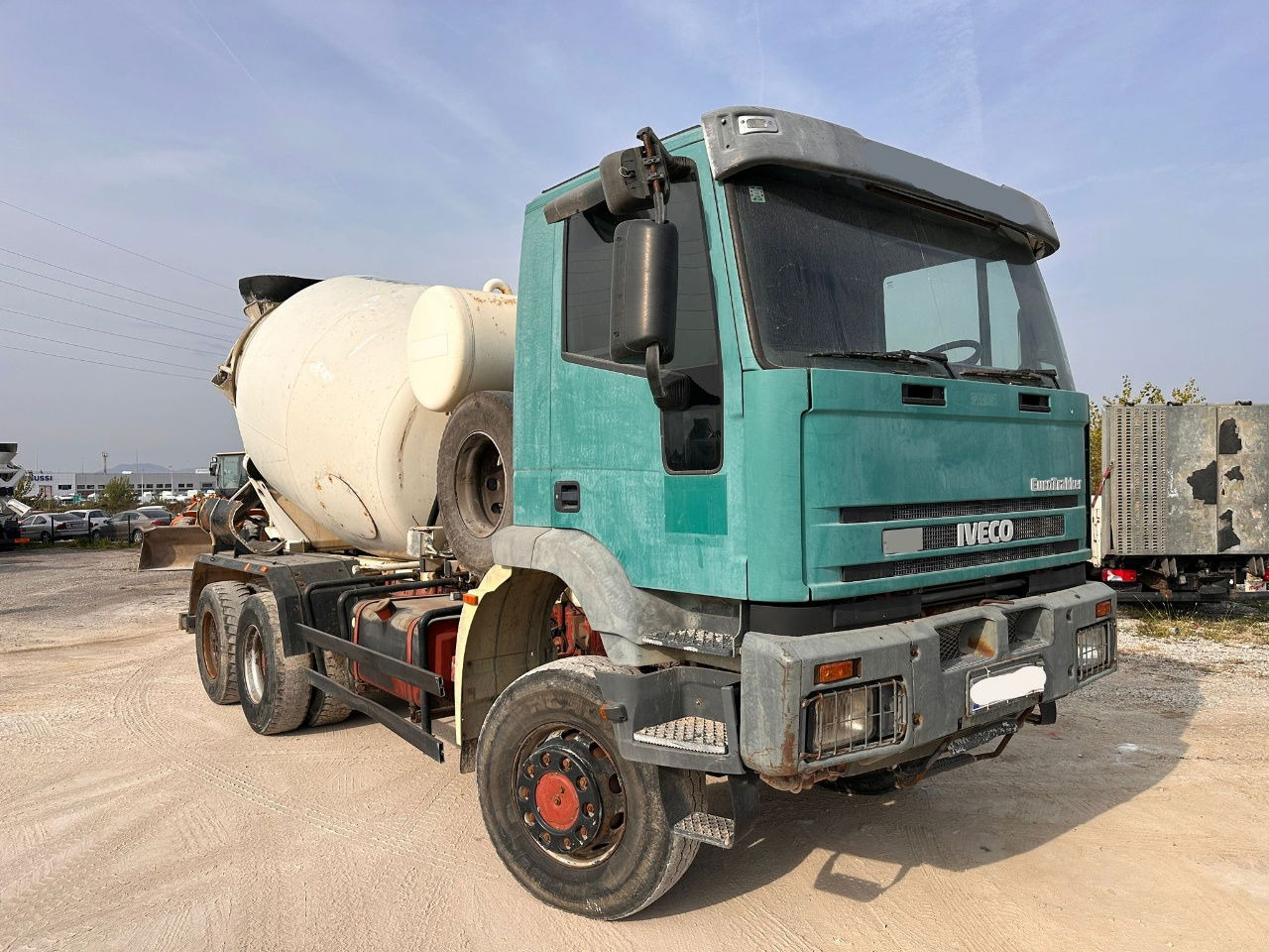 Iveco Eurotrakker 260E35W 6x6 mixer - 7m3 - Камион миксер за бетон: слика 3 Iveco Eurotrakker 260E35W 6x6 mixer - 7m3 - Камион миксер за бетон: слика 3
