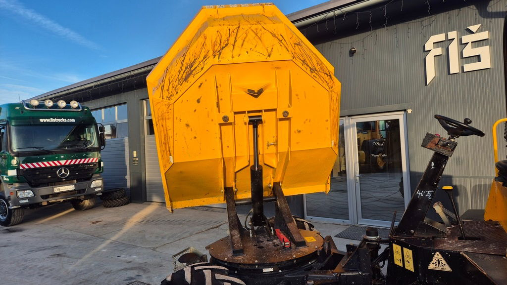 Мини истоварувач JCB 6TST - 2016 Year - 1585 Working Hours: слика 10