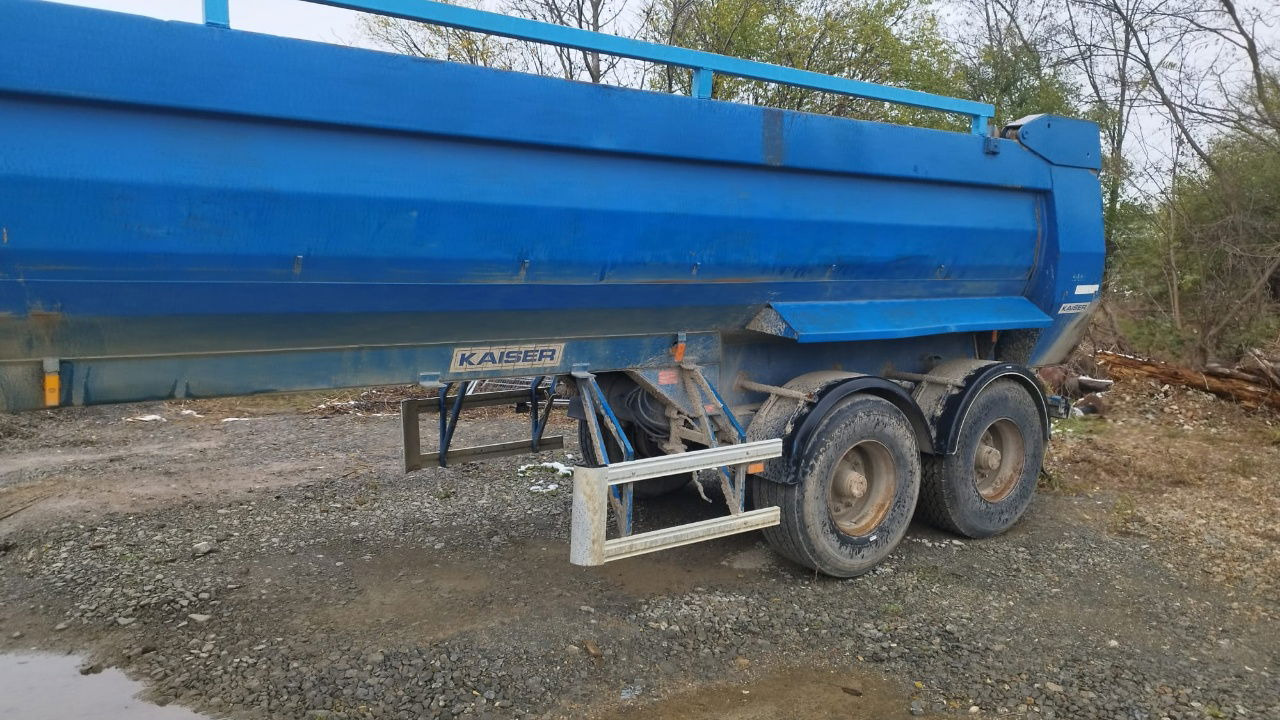 Kaiser Robuste 2 axle tipper trailer - hydr. back - Кипер полуприколка: слика 2 Kaiser Robuste 2 axle tipper trailer - hydr. back - Кипер полуприколка: слика 2