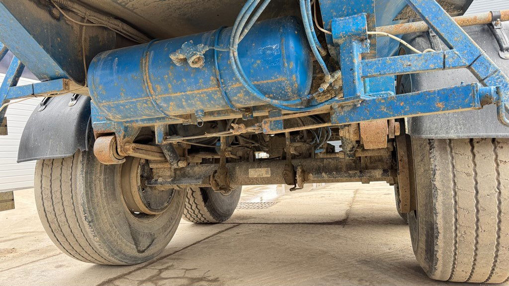 Кипер полуприколка Kaiser Robuste 2 axle tipper trailer - hydr. back: слика 11 Кипер полуприколка Kaiser Robuste 2 axle tipper trailer - hydr. back: слика 11