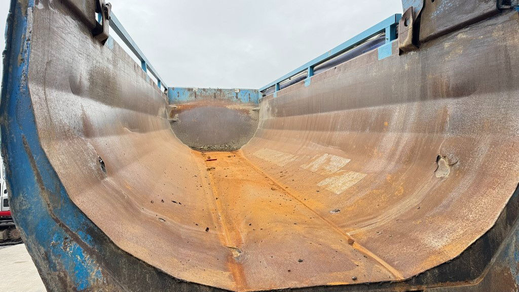 Кипер полуприколка Kaiser Robuste 2 axle tipper trailer - hydr. back: слика 9 Кипер полуприколка Kaiser Robuste 2 axle tipper trailer - hydr. back: слика 9