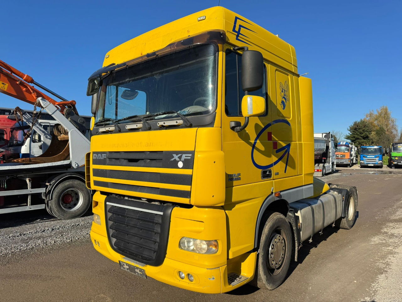 DAF XF 105.460 4x2 tractor unit - manual gear - Камион влекач: слика 1 DAF XF 105.460 4x2 tractor unit - manual gear - Камион влекач: слика 1