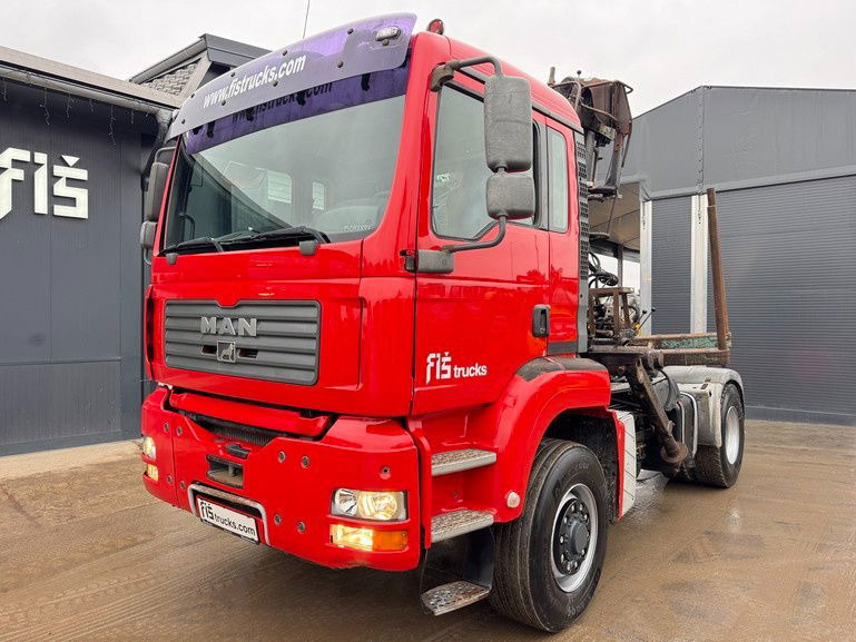 MAN TGA 18.430 4X4 tractor unit - crane LIV L1075P - Камион влекач: слика 1 MAN TGA 18.430 4X4 tractor unit - crane LIV L1075P - Камион влекач: слика 1