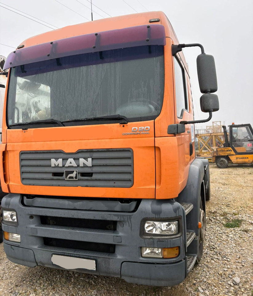 MAN TGA 18.430 4x2 tractor unit - new tyres - Камион влекач: слика 2 MAN TGA 18.430 4x2 tractor unit - new tyres - Камион влекач: слика 2
