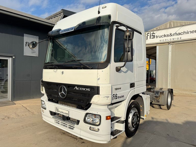 Mercedes-Benz Actros 1844 4x2 tractor unit - retarder - Камион влекач: слика 1 Mercedes-Benz Actros 1844 4x2 tractor unit - retarder - Камион влекач: слика 1