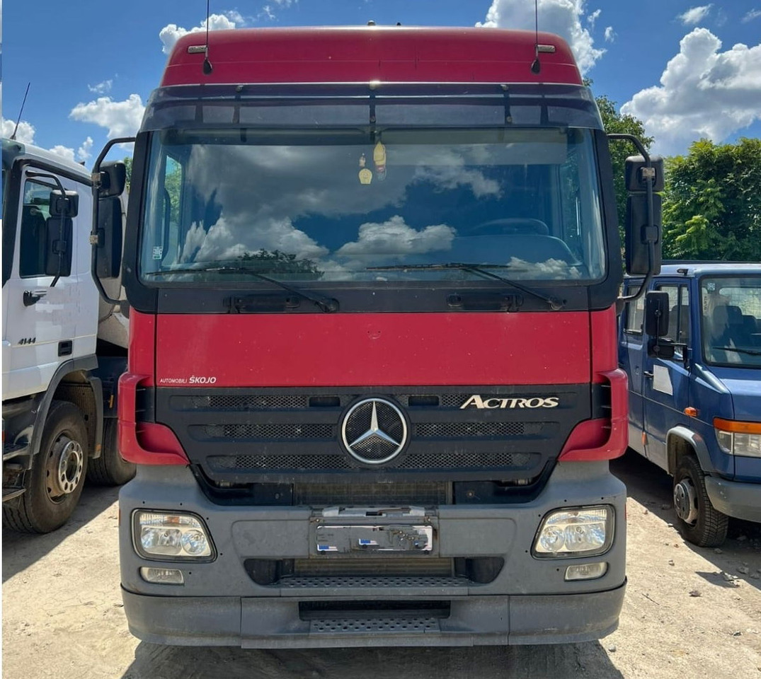 Mercedes-Benz Actros 3346 S 6X4 Tractor Unit - Complete Spring - Камион влекач: слика 2 Mercedes-Benz Actros 3346 S 6X4 Tractor Unit - Complete Spring - Камион влекач: слика 2