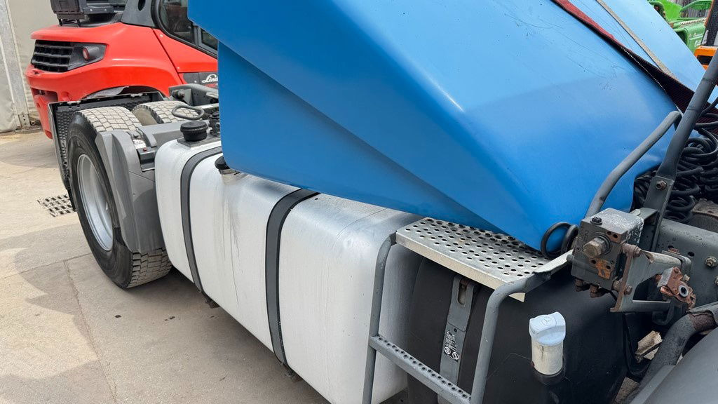 Mercedes-Benz Axor 1840 LS 4x2 tipper hydraulics - Камион влекач: слика 4 Mercedes-Benz Axor 1840 LS 4x2 tipper hydraulics - Камион влекач: слика 4
